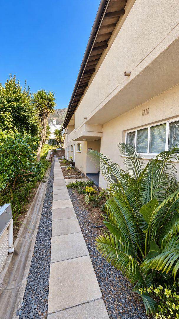 1 Bedroom Property for Sale in Green Point Western Cape